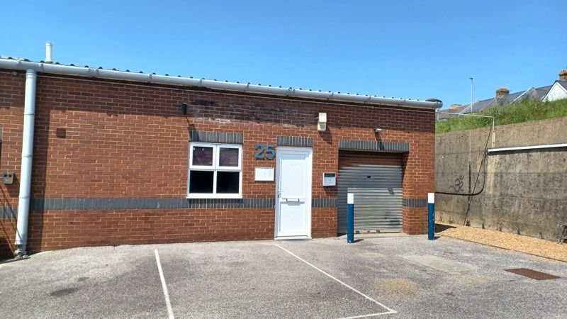 Light industrial to let in Unit 25, Hove Enterprise Centre, Basin Road North, Portslade, Brighton, East Sussex BN41, £23,500 pa