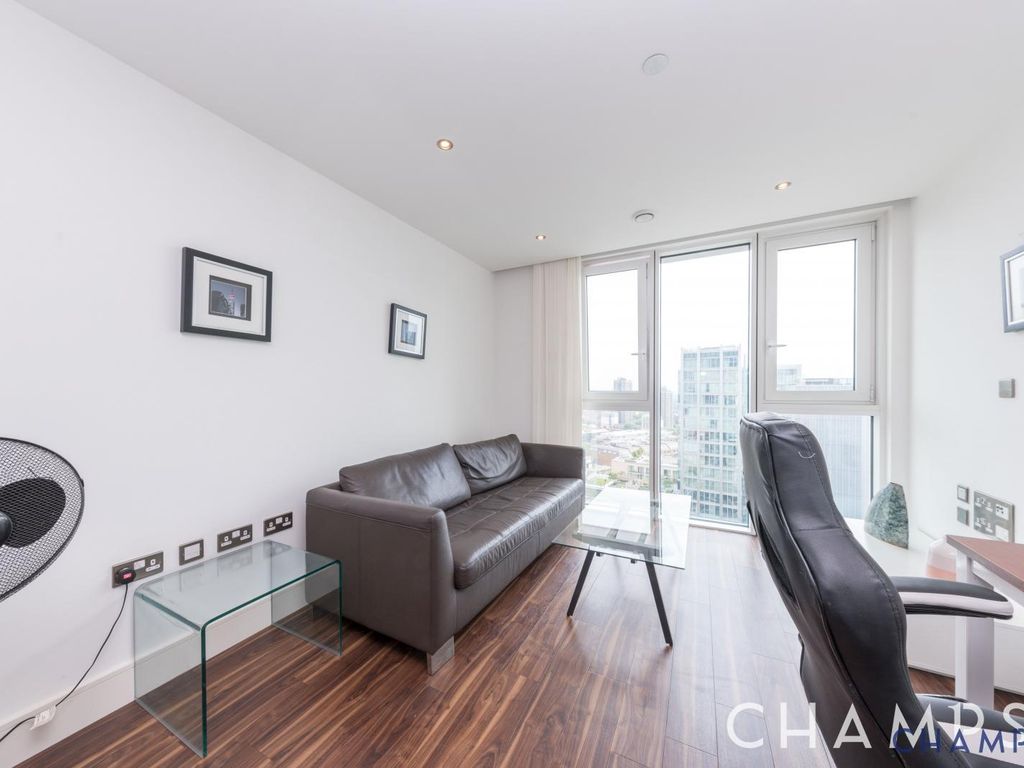 1 bed flat for sale in Alie Street, London E1, £640,000