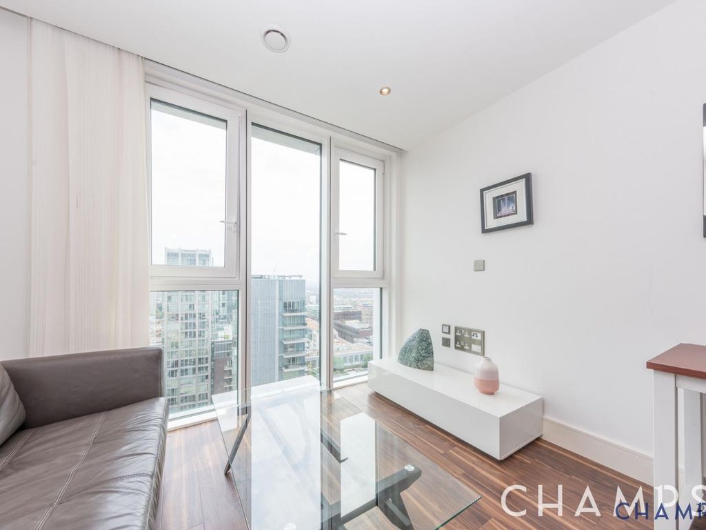 1 bed flat for sale in Alie Street, London E1, £640,000