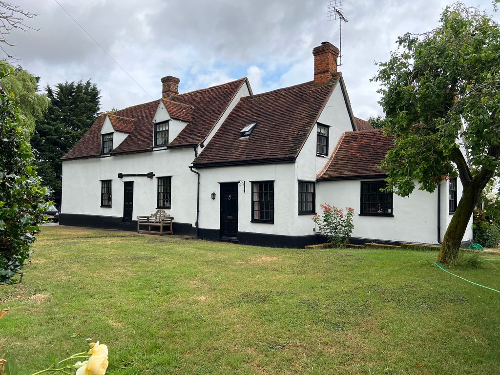 5 bed farmhouse to rent in Gainsford End, Halstead CO9, £2,500 pcm