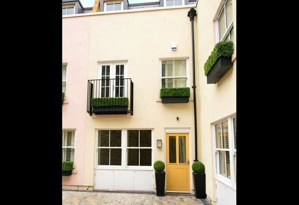 4 bed mews house for sale in Norfolk Square Mews, London W2, £2,400,000