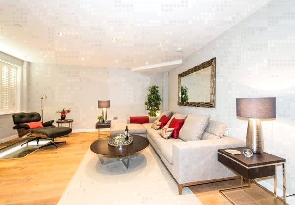 4 bed mews house for sale in Norfolk Square Mews, London W2, £2,400,000