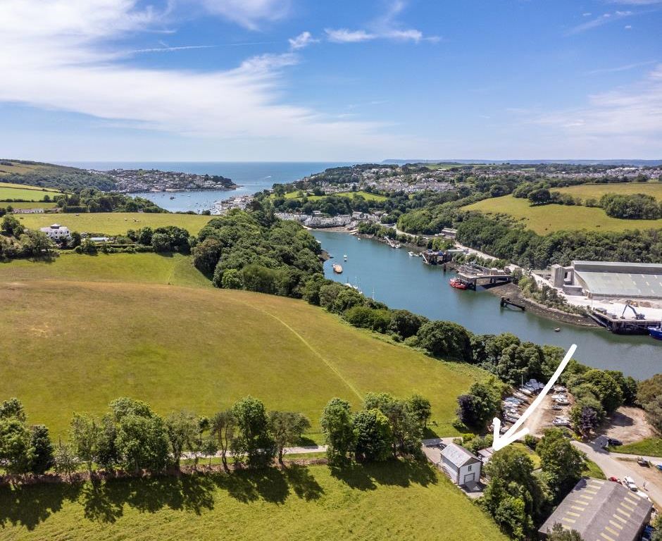 3 bed detached house for sale in Penmarlam, Lanteglos, Fowey PL23, £985,000