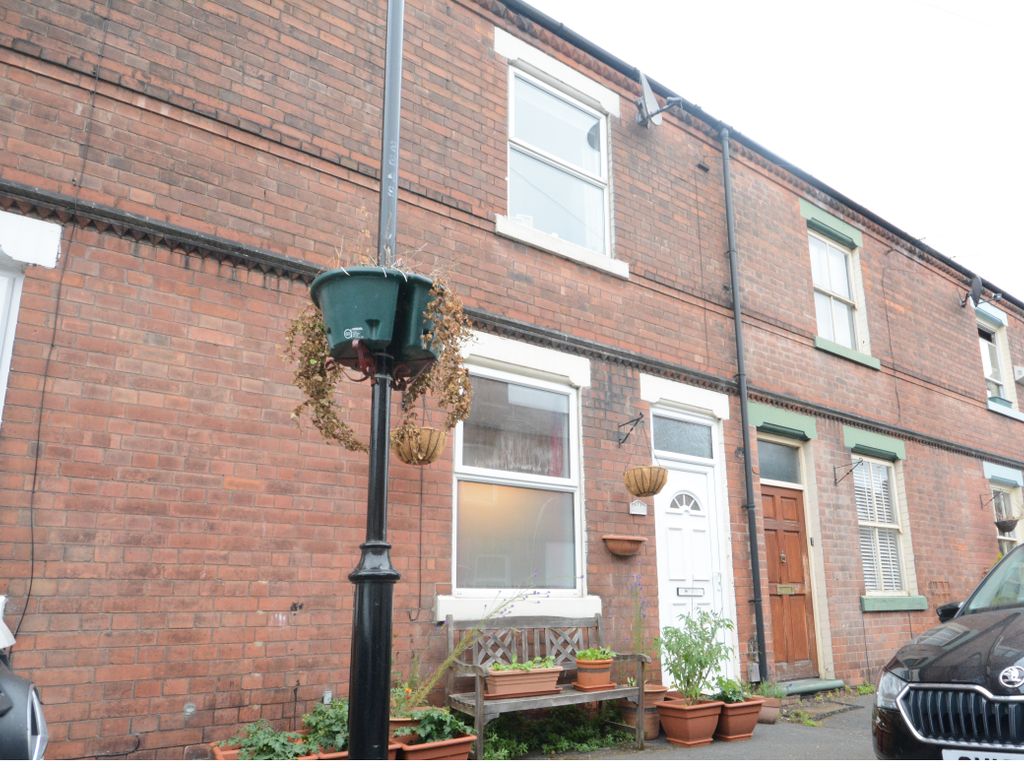 2 bed terraced house to rent in Barnsley Terrace, Nottingham NG2, £925 pcm