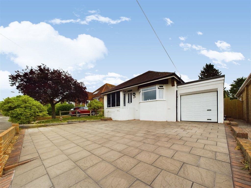 3 bed bungalow for sale in Sullington Gardens, Findon Valley, Worthing BN14, £625,000