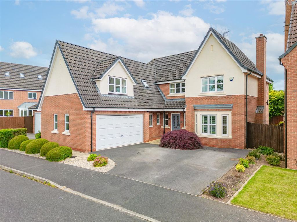 5 bed detached house for sale in Coppice End Road, Allestree, Derby DE22, £650,000