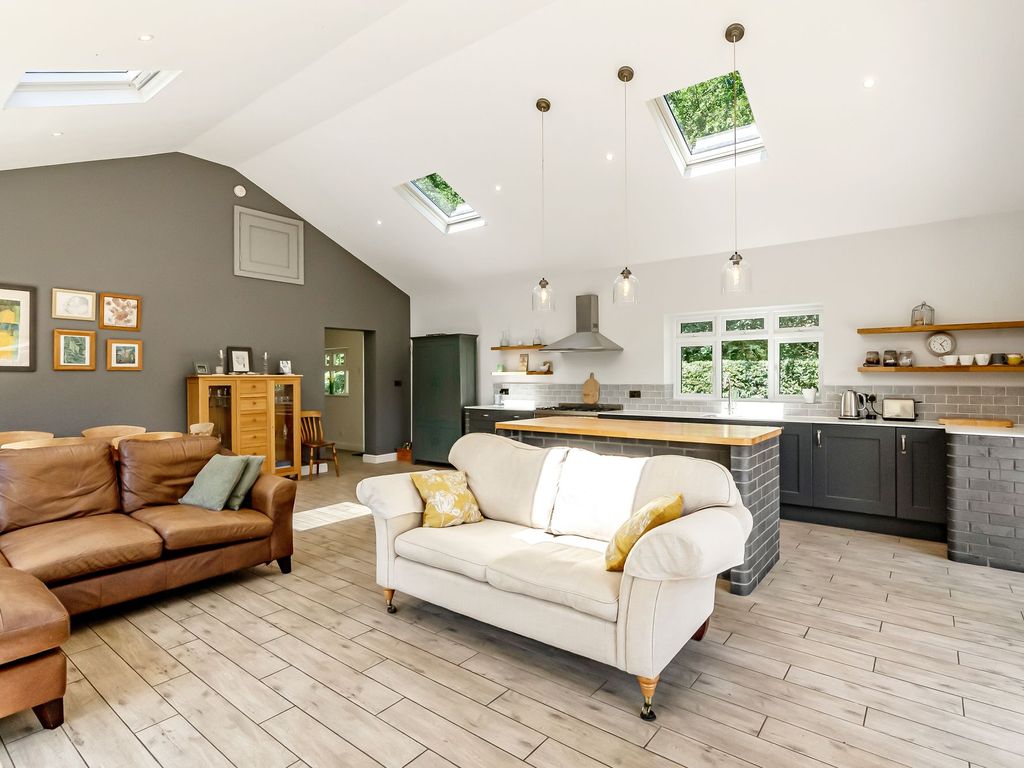 3 bed detached house for sale in Buckden Road, Brampton, Cambridgeshire. PE28, £600,000