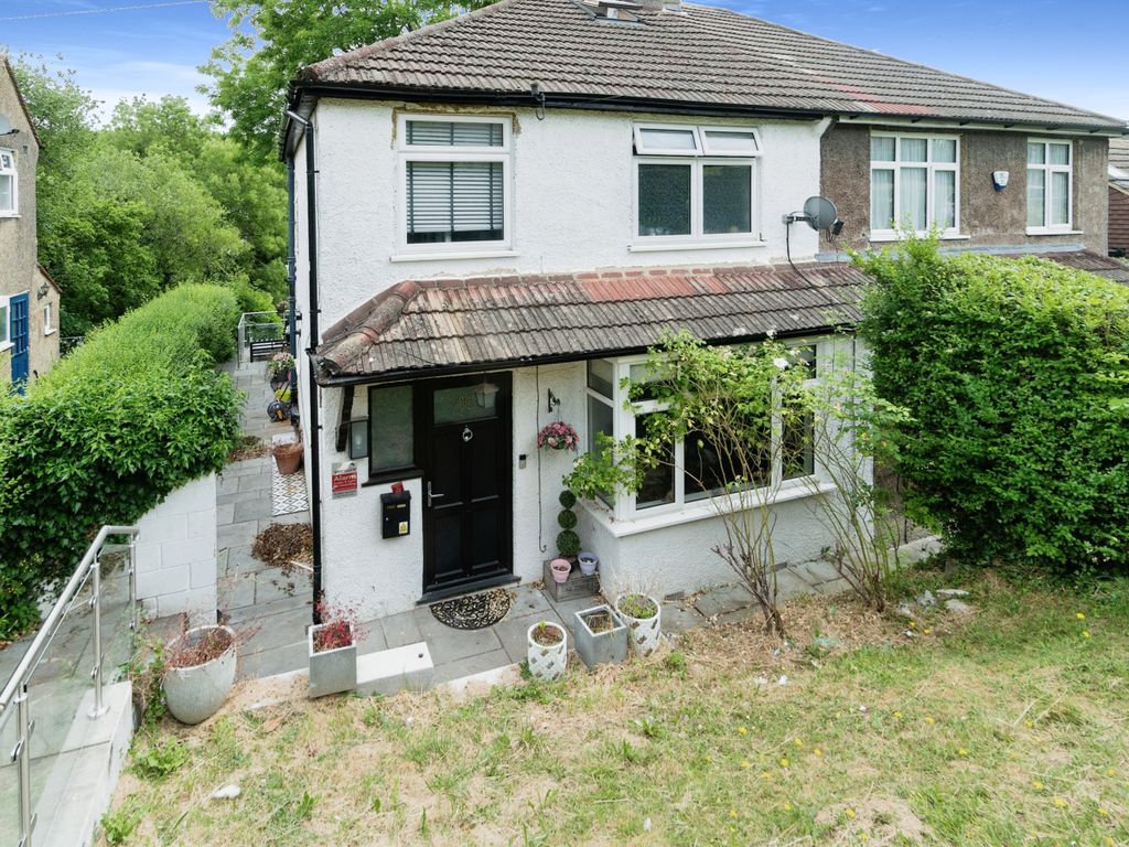 3 bed semi-detached house for sale in Valley Road, Kenley CR8, £525,000