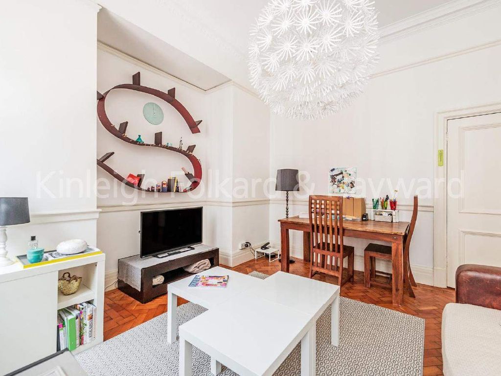 1 bed flat for sale in Baker Street, London NW1, £650,000