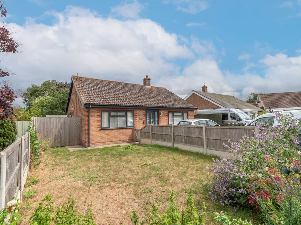 2 bed detached bungalow for sale in Russell Close, Wells-Next-The-Sea NR23, £460,000