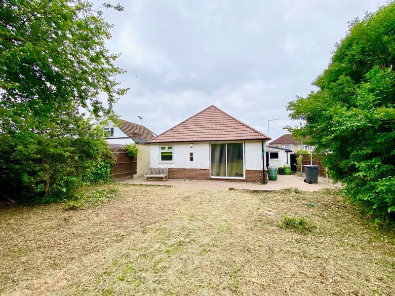 2 bed detached bungalow for sale in Langdale Crescent, Bexleyheath DA7, £525,000