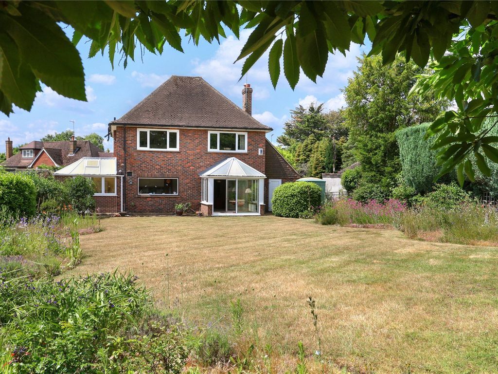 3 bed detached house for sale in Heath Ridge Green, Cobham, Surrey KT11, £1,300,000