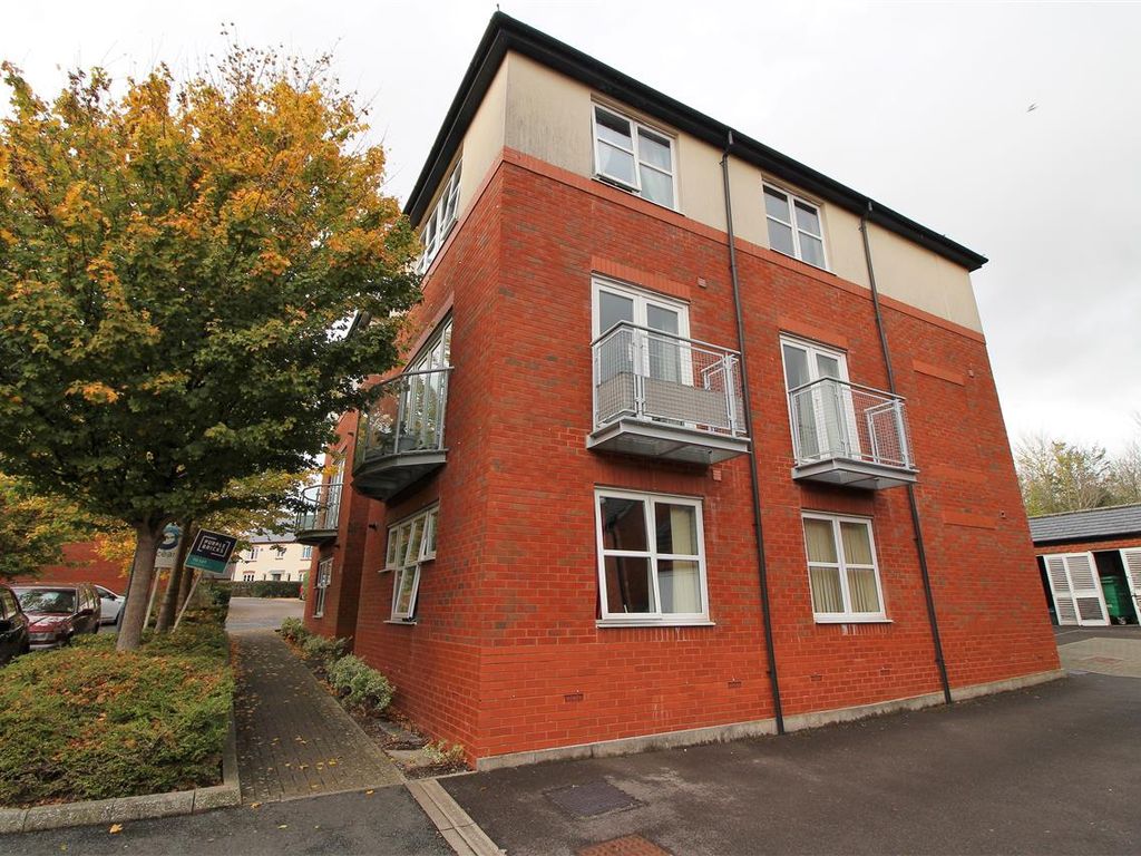 2 bed flat for sale in Blandamour Way, Southmead, Bristol BS10, £230,000