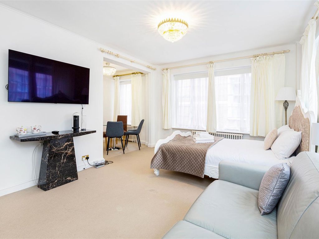 Studio for sale in Vandon Court, 64 Petty France, Westminster, London SW1H, £460,000