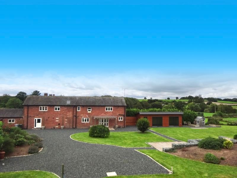 4 bed property for sale in Apple Blossom Barn, Green Lane, Audlem, Cheshire CW3, £700,000