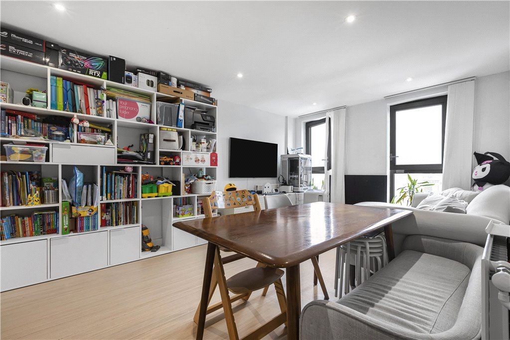 2 bed flat for sale in Dalston Square, London E8, £500,000