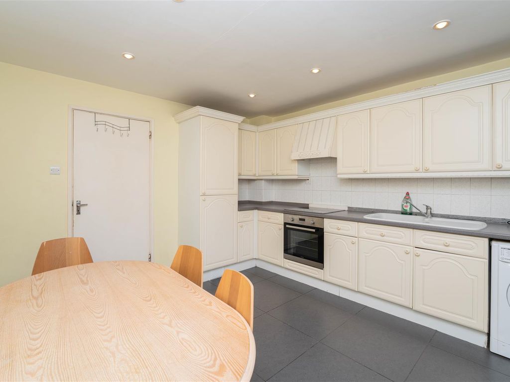 3 bed terraced house for sale in South Road, South Ealing, London W5, £580,000