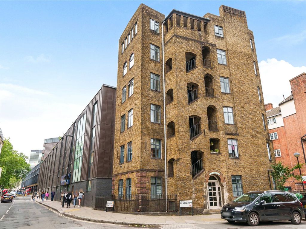 3 bed flat for sale in Grafton Place, Camden, London NW1, £675,000