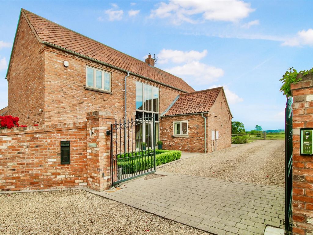 6 bed barn conversion for sale in Main Street, Foston, Grantham NG32, £750,000