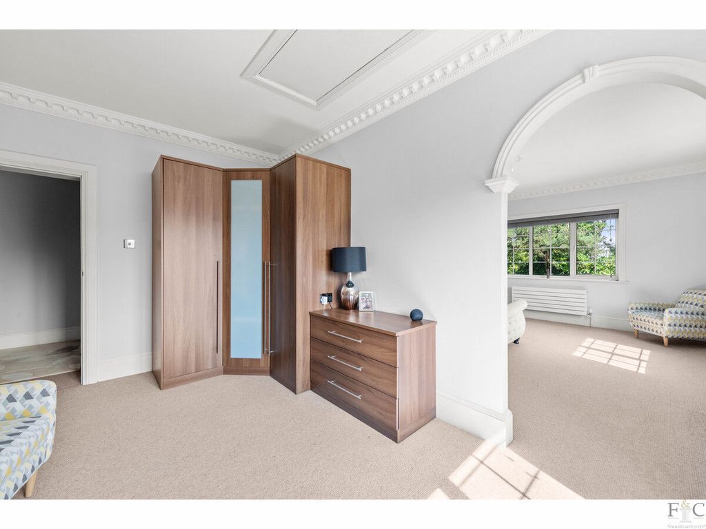 4 bed detached house for sale in Lutterworth Road, Dunton Bassett LE17, £795,000
