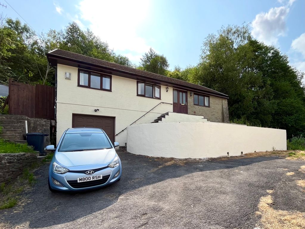 3 bed detached house for sale in New Bungalow, Victor Street, Mountain Ash, Mid Glamorgan CF45, £375,000