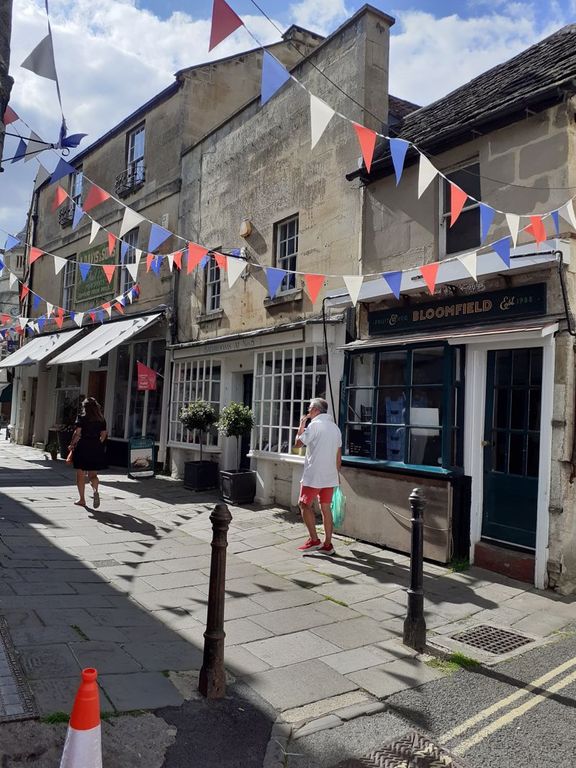 Commercial property to let in The Shambles, Bradford-On-Avon BA15, £16,950 pa