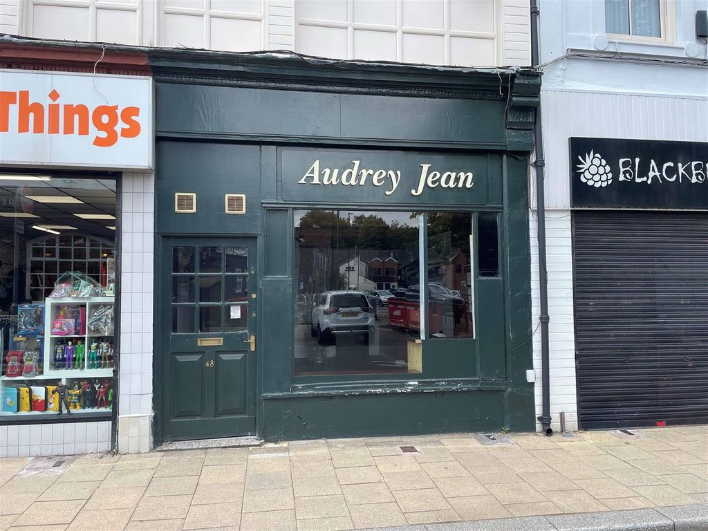Retail premises to let in 46 & 48 Kingsway, Stoke-On-Trent ST4, £6,000 pa