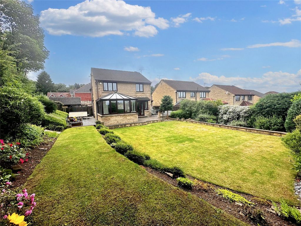 4 bed detached house for sale in Thorncliffe Way, Tankersley, Barnsley, South Yorkshire S75, £450,000