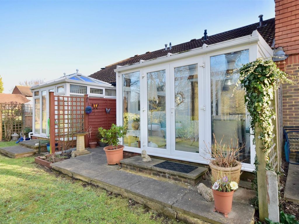 2 bed terraced bungalow for sale in Broadmead, Ashtead KT21, £385,000