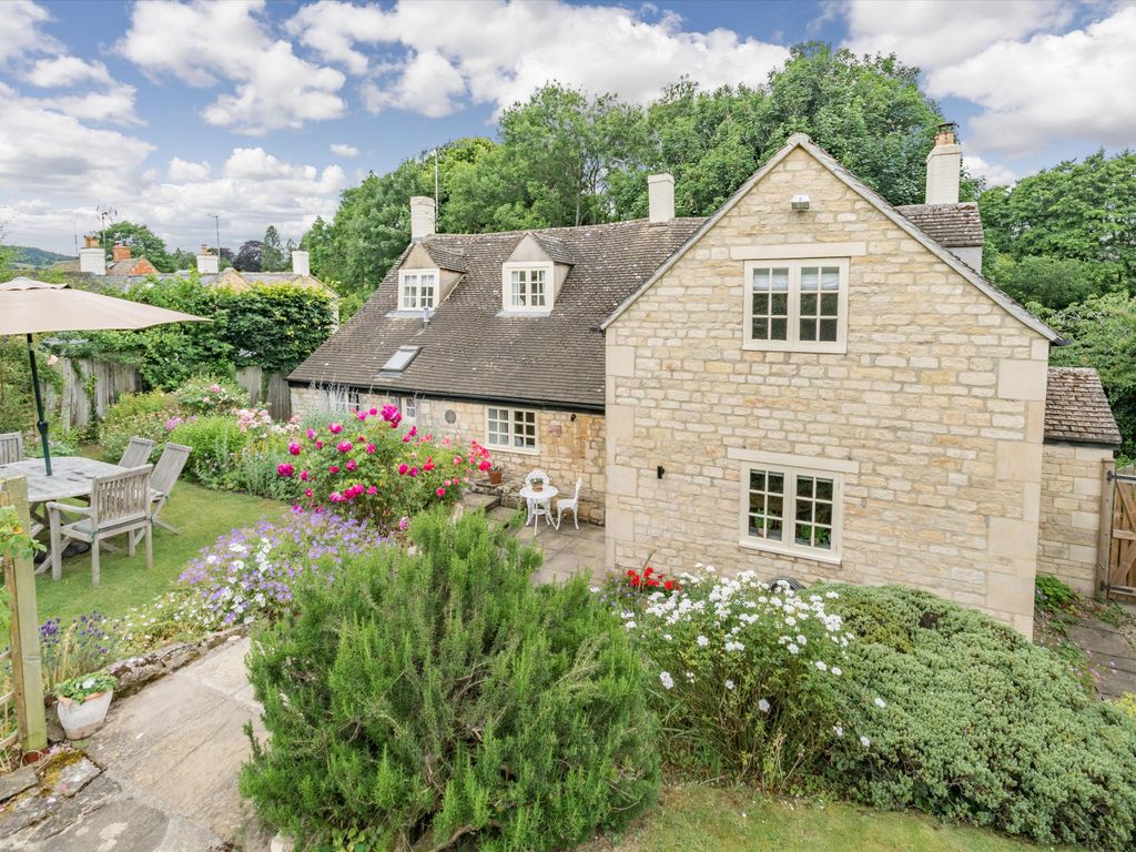 4 bed detached house for sale in Puck Pit Lane, Winchcombe, Cheltenham, Gloucestershire GL54, £850,000