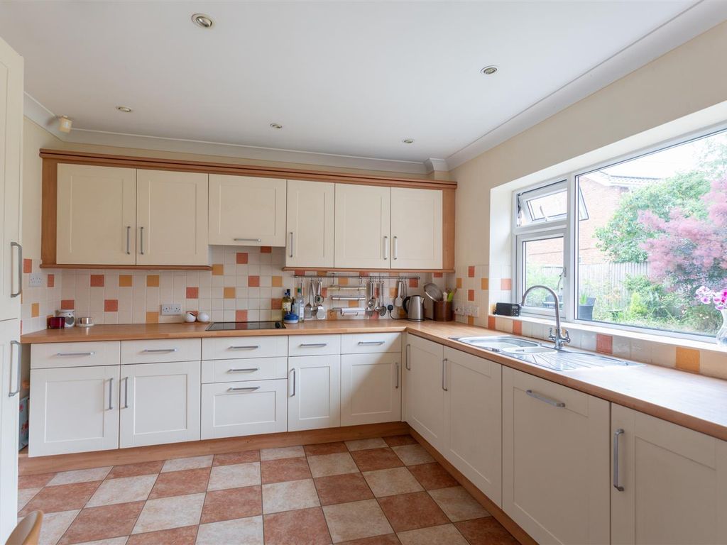 4 bed detached house for sale in Linton Road, Nether Poppleton, York YO26, £550,000