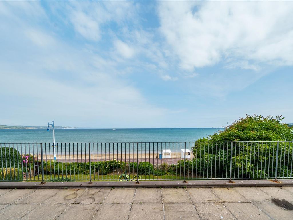 2 bed flat for sale in Greenhill, Weymouth, Dorset DT4, £595,000