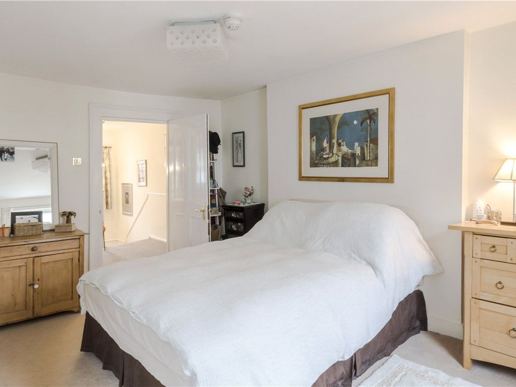 2 bed maisonette for sale in Lancashire Court, London W1S, £2,250,000