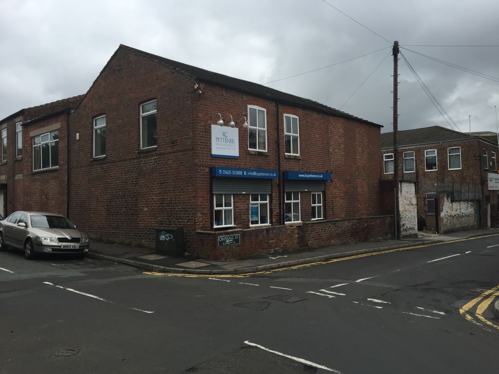 Office to let in First Floor Brookside House, Union Street, Macclesfield SK11, £13,000 pa