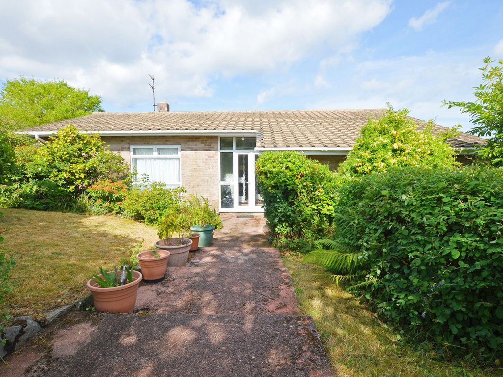 2 bed detached bungalow for sale in Broadley Drive, Torquay TQ2, £389,950