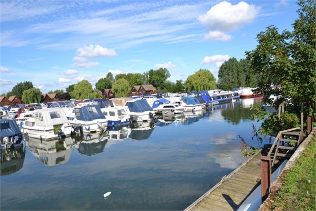 New home, 2 bed houseboat for sale in Mill Road, Buckden, St. Neots PE19, £155,000