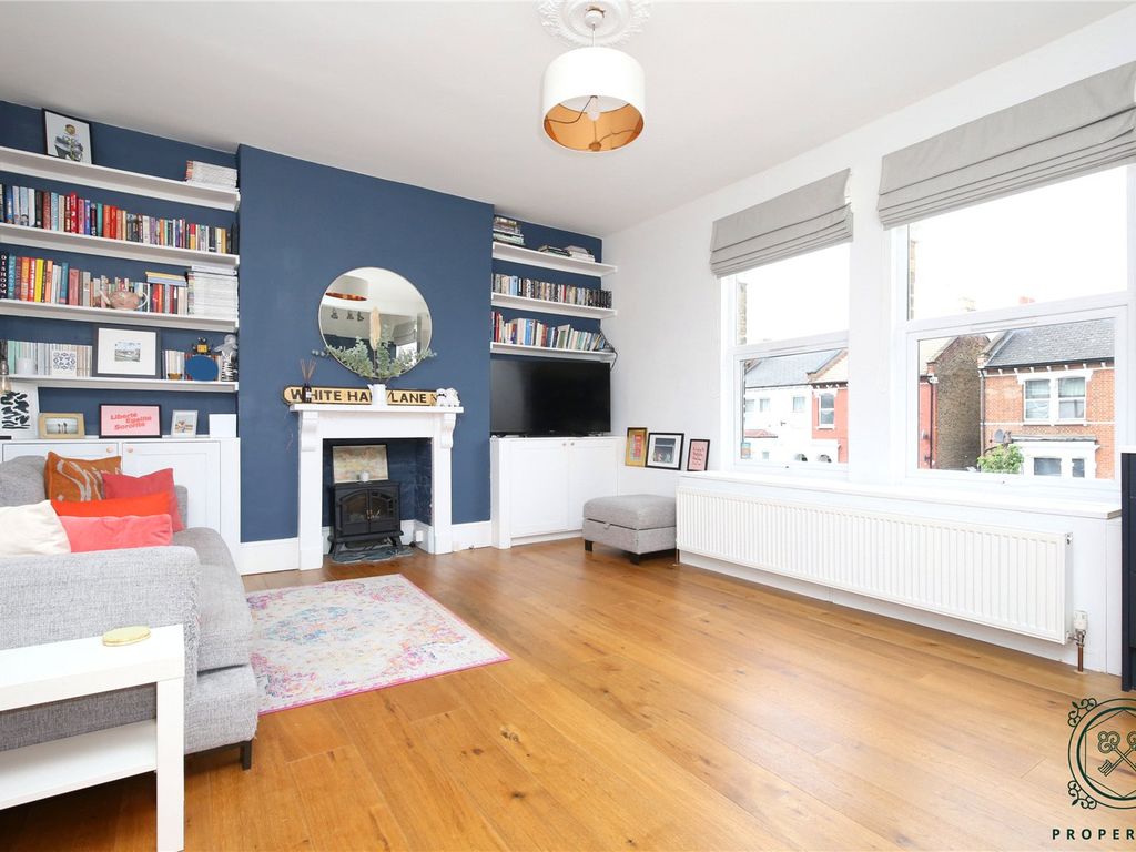 2 bed flat for sale in Alexandra Road, London N8, £425,000