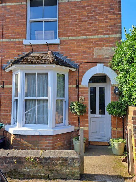 3 bed property for sale in Mill Road, Hythe CT21, £375,000