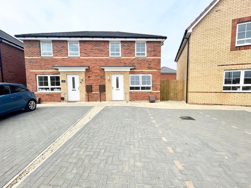 3 bed semi-detached house to rent in Wellington Avenue, New Waltham, Grimsby DN36, £1,045 pcm