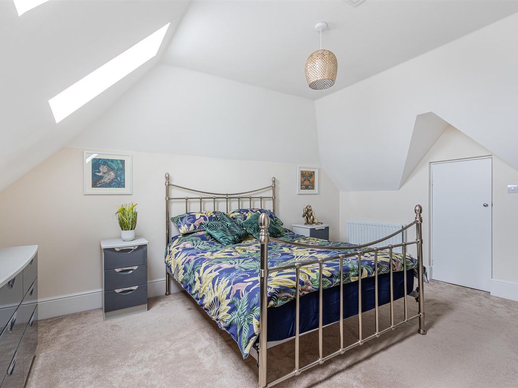5 bed detached house for sale in Garth Isaf, Radyr, Cardiff CF15, £739,500