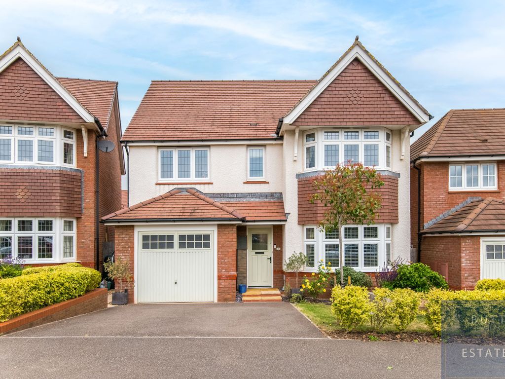 4 bed detached house for sale in Bishops Way, Exeter EX2, £600,000