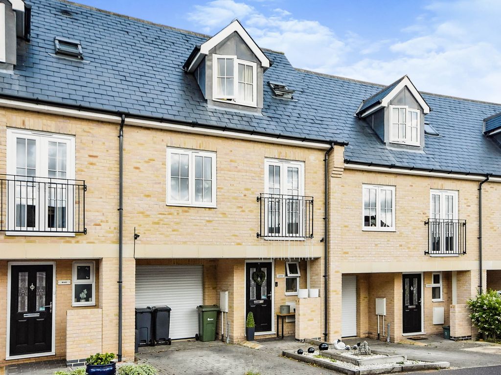 4 bed town house for sale in Stanstead Road, Halstead CO9, £350,000