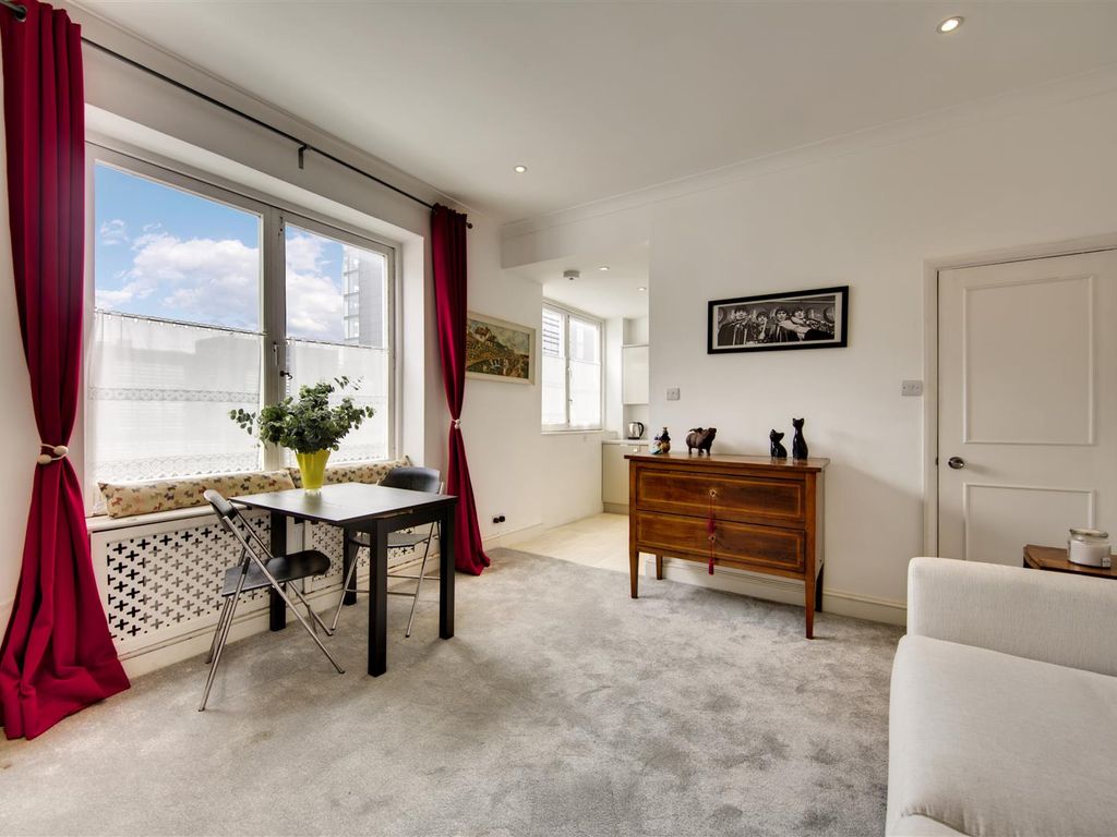 1 bed flat for sale in Westbourne Terrace, London W2, £625,000