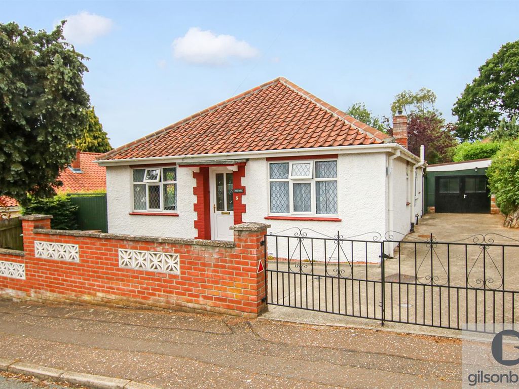2 bed detached bungalow for sale in St. Andrews Avenue, Thorpe St. Andrew, Norwich NR7, £375,000