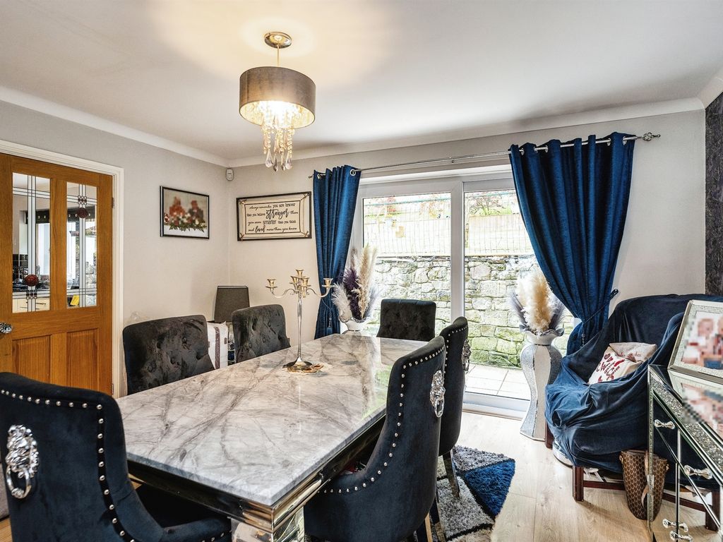 5 bed detached house for sale in Derllwyn Road, Tondu, Bridgend CF32, £490,000