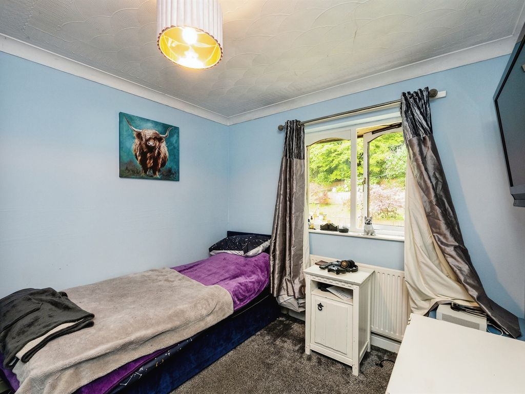 5 bed detached house for sale in Derllwyn Road, Tondu, Bridgend CF32, £490,000