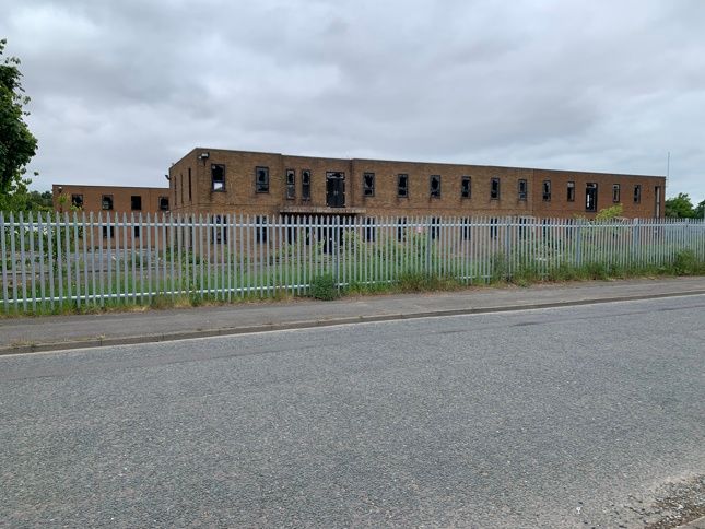 Office to let in Former Balfour Beatty Offices, Humber Road, Barton Upon Humber, North Lincolnshire DN18, Non quoting