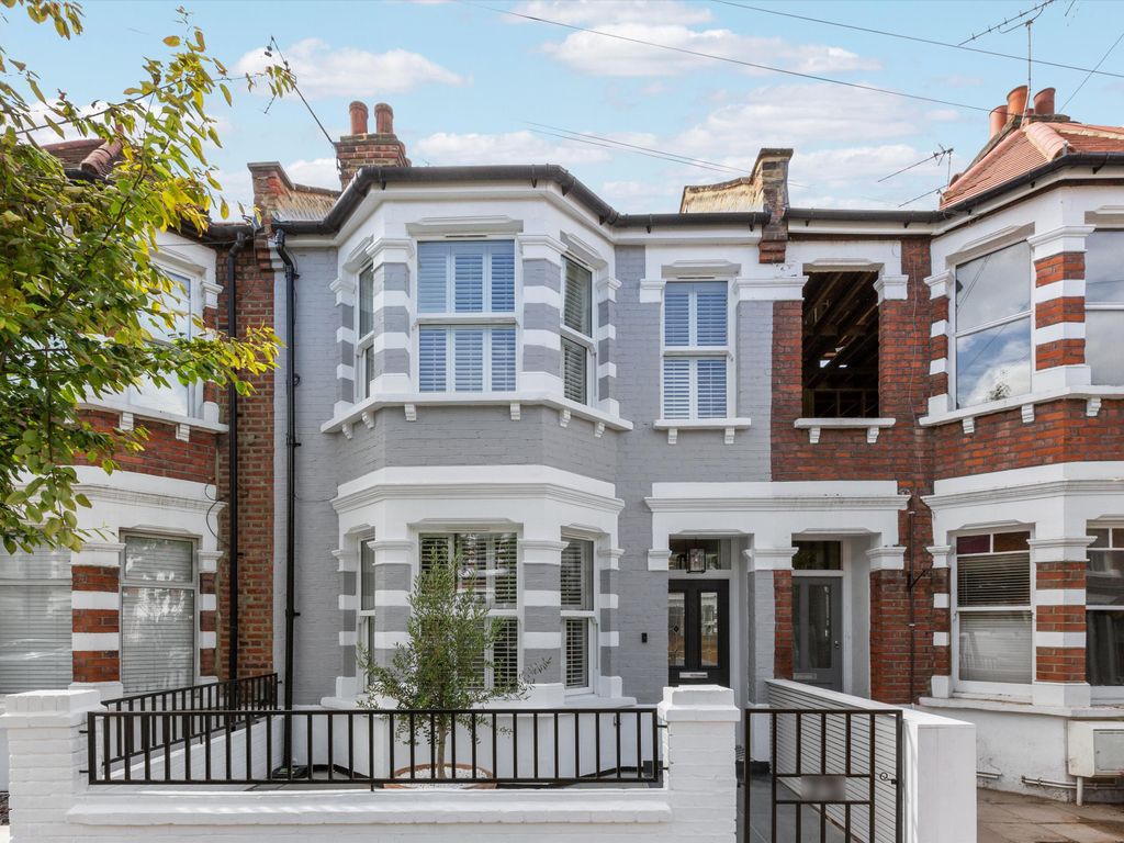 4 bed terraced house for sale in Whellock Road, London W4, £1,650,000