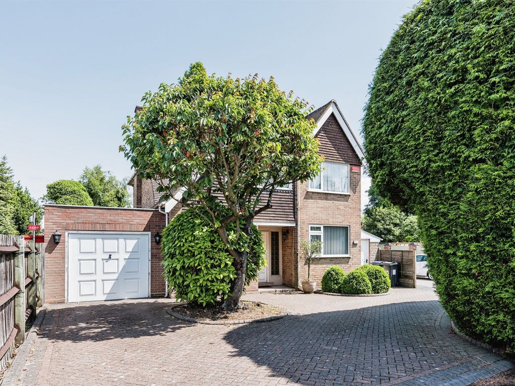4 bed detached house for sale in Boldmere Road, Sutton Coldfield B73, £525,000