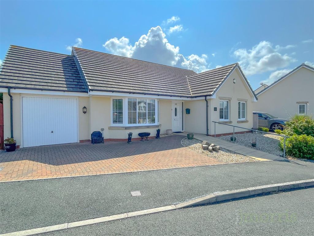 3 bed detached bungalow for sale in Y Rhos, Cardigan SA43, £374,950